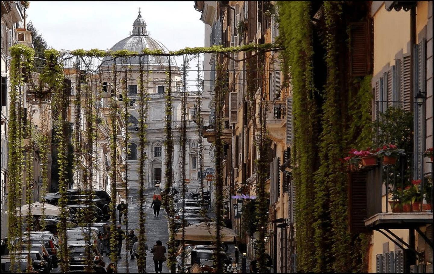 Rione Monty Balcony *